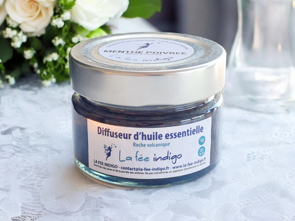 Diffuseur d'huiles essentielles de menthe poivrée